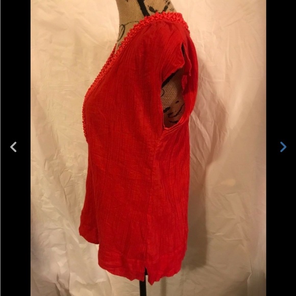 Banana Republic Red Beaded Split Cap Sleeve Blouse - Picture 2 of 6